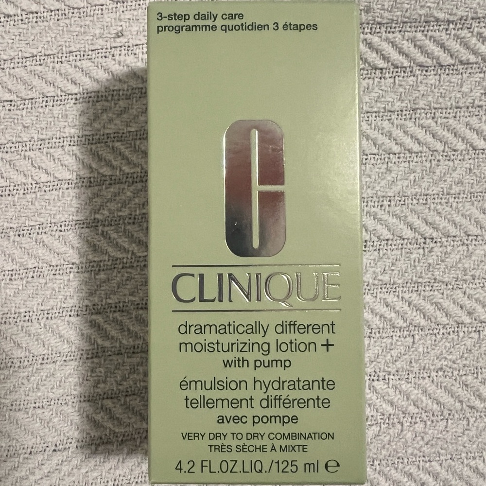 Clinique Dramatically Different Moisturizing Lotion